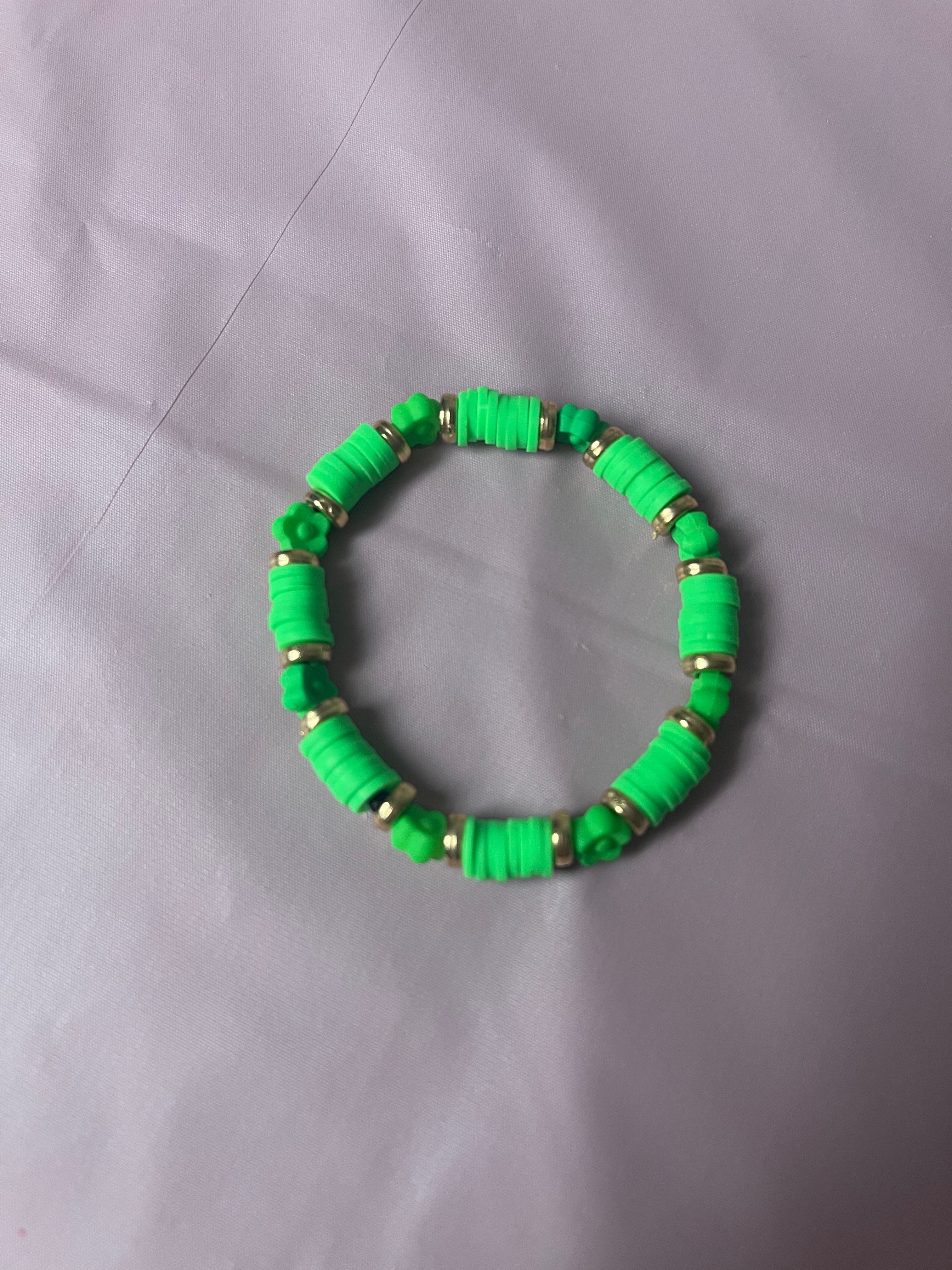 #200 Green Flowers Bracelet