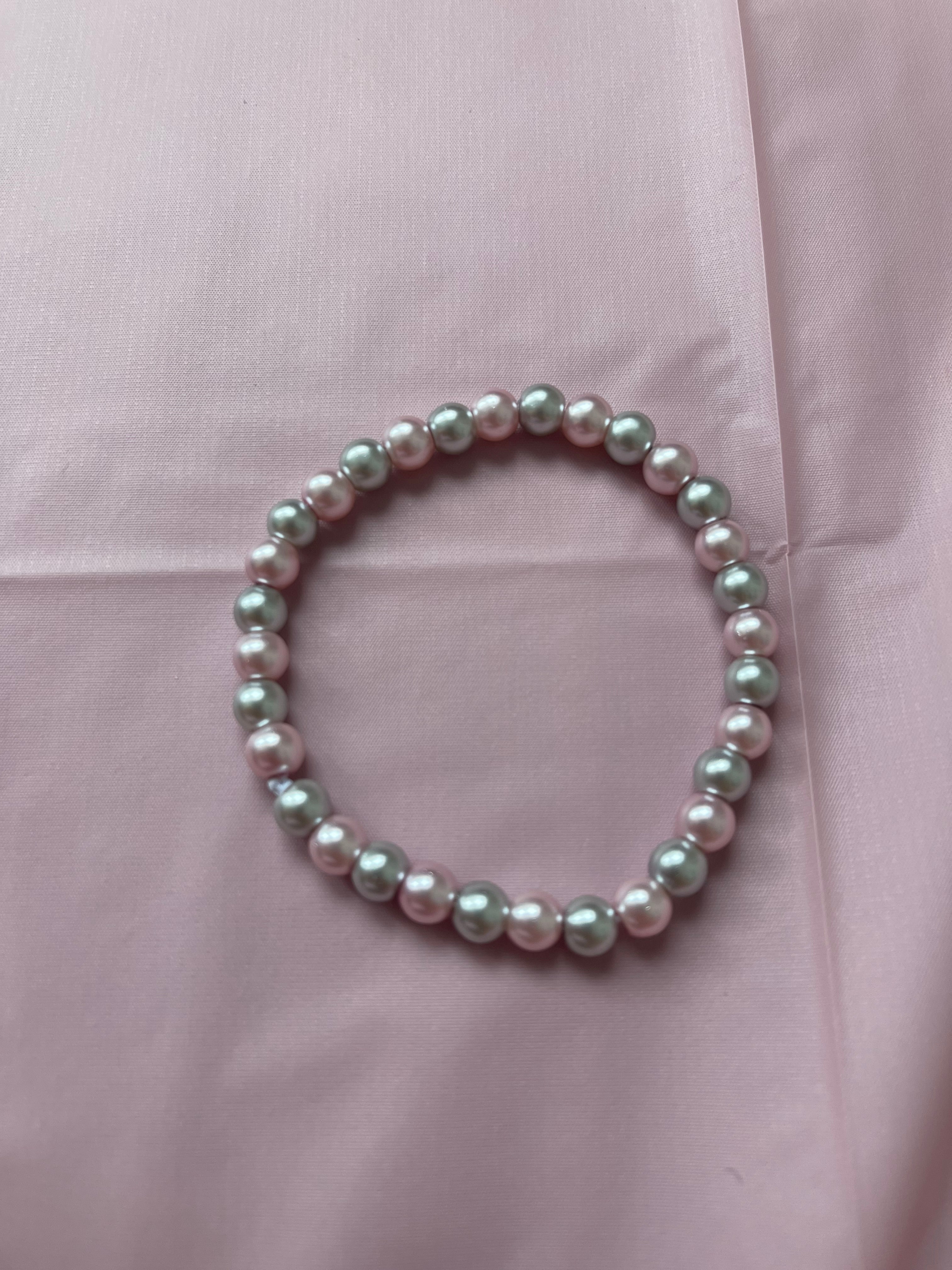#57 Baby Pink & Silver Bracelet