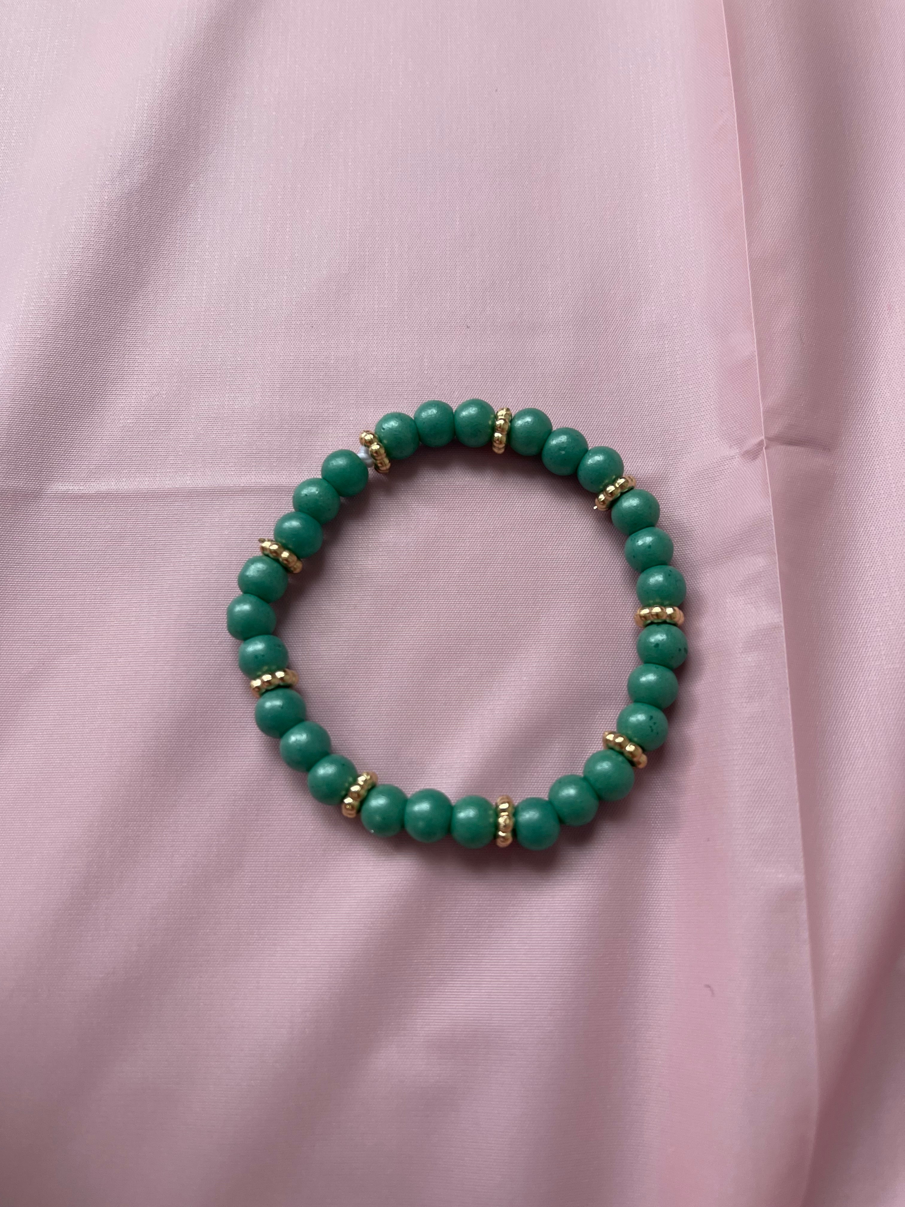#116 Green & Gold Bracelet