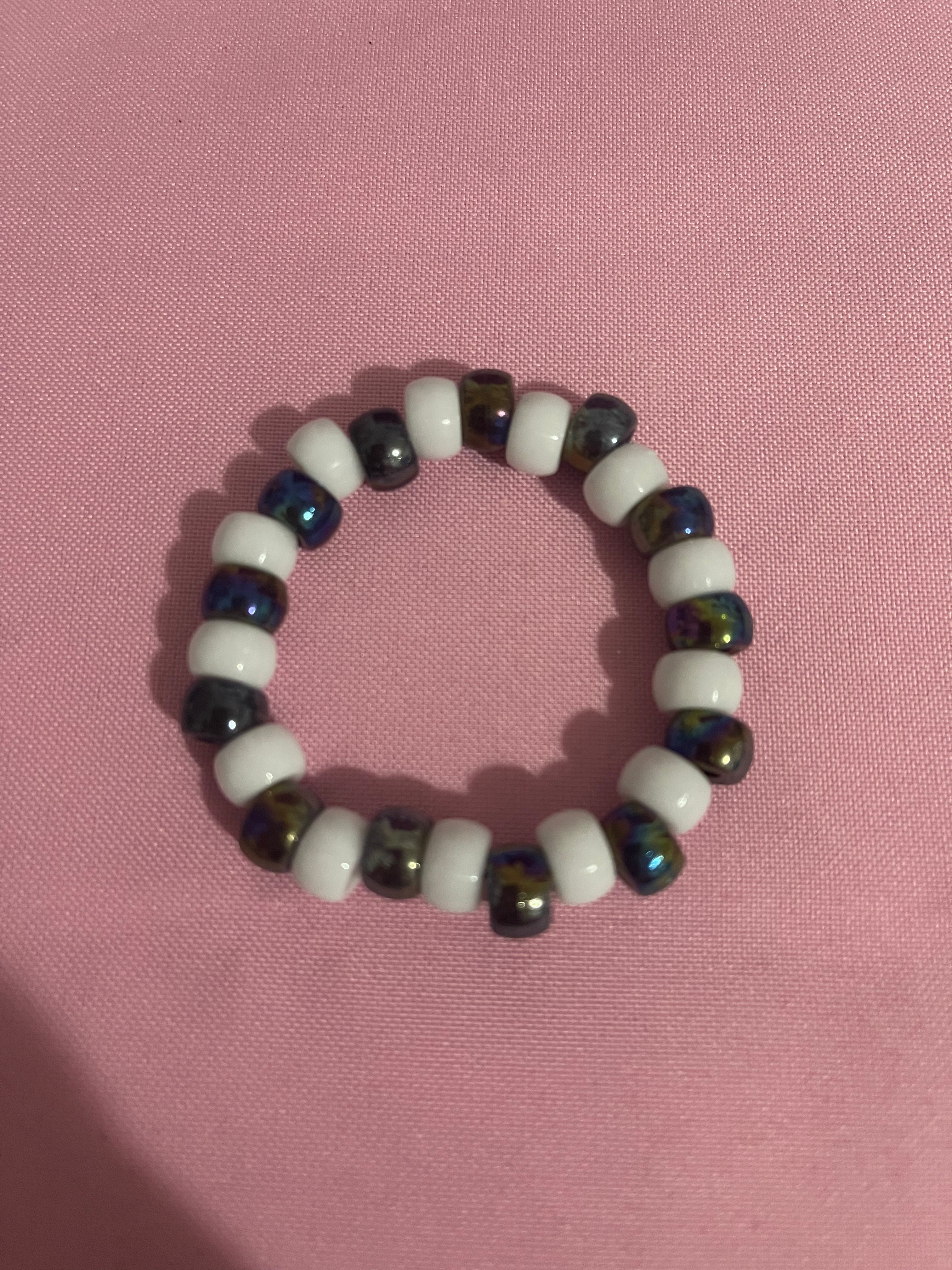 #10 Oil Spill & White~~Bracelet